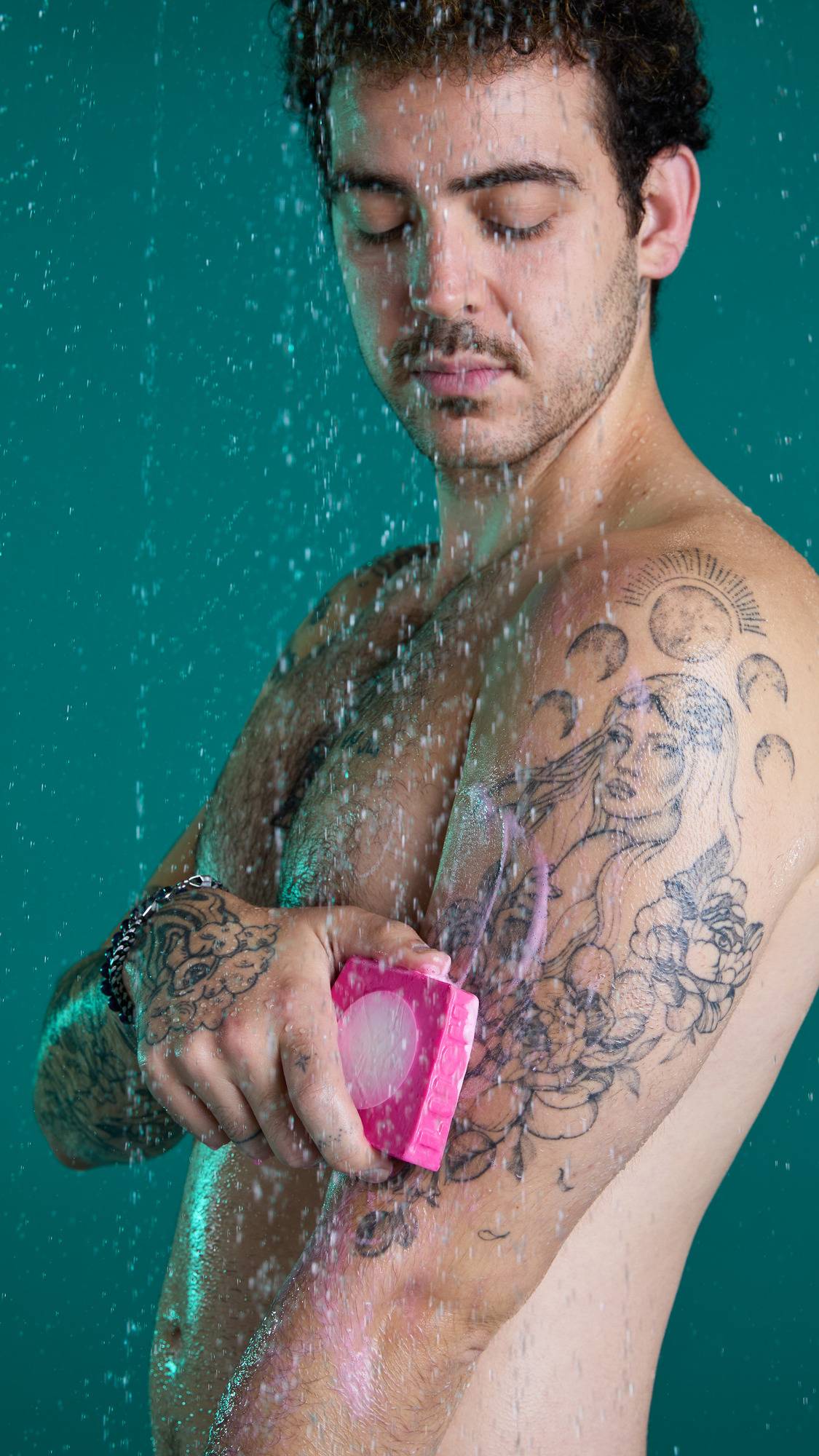 EBAA63E9-5CB2-7A97-280A-3D0C89B2E95C